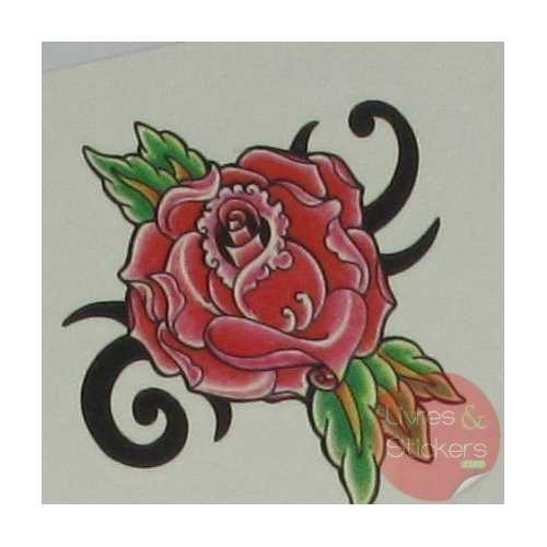 Tatouage tribal rose